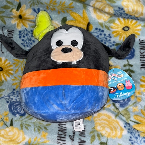 10 in Goofy squishmellow - Picture 1 of 2